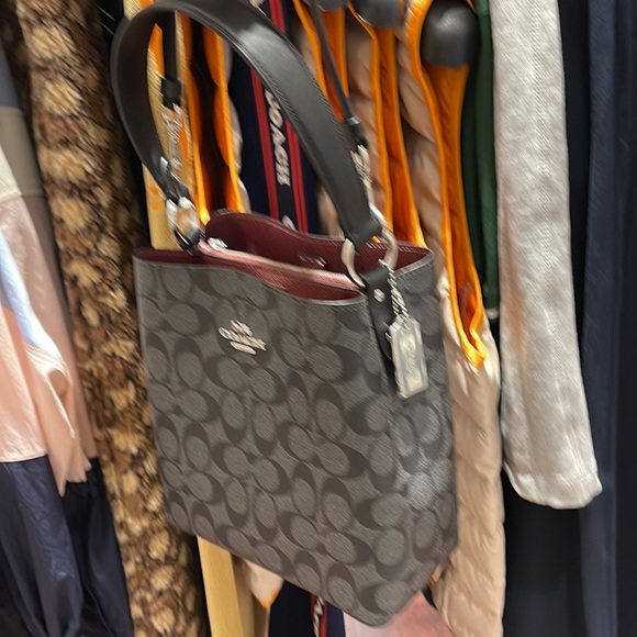 Coach 2312 Small Town Bucket Bag In Signature Canvas Graphite/Wine/Black - Picture 14 of 16